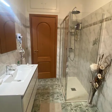 Apartment Casadellemeravigliedigiulia *